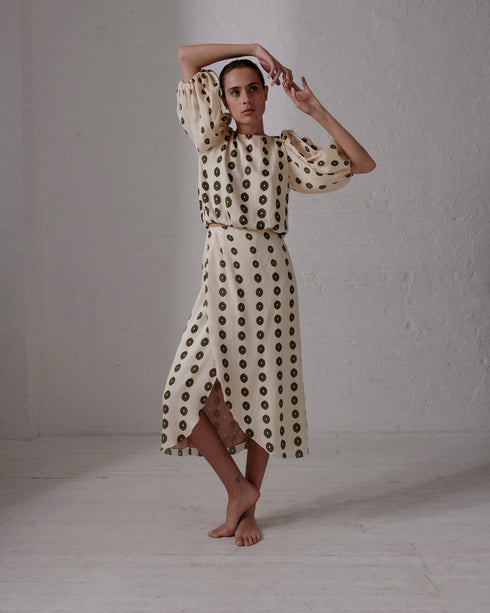 Guayacan Silk Martellato Blouse / Ivory Green Chintz